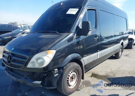 2011 Mercedes-Benz Sprinter 2500 High Roof z USA, uszkodzony, nr VIN WD3PE8CC9B5526938